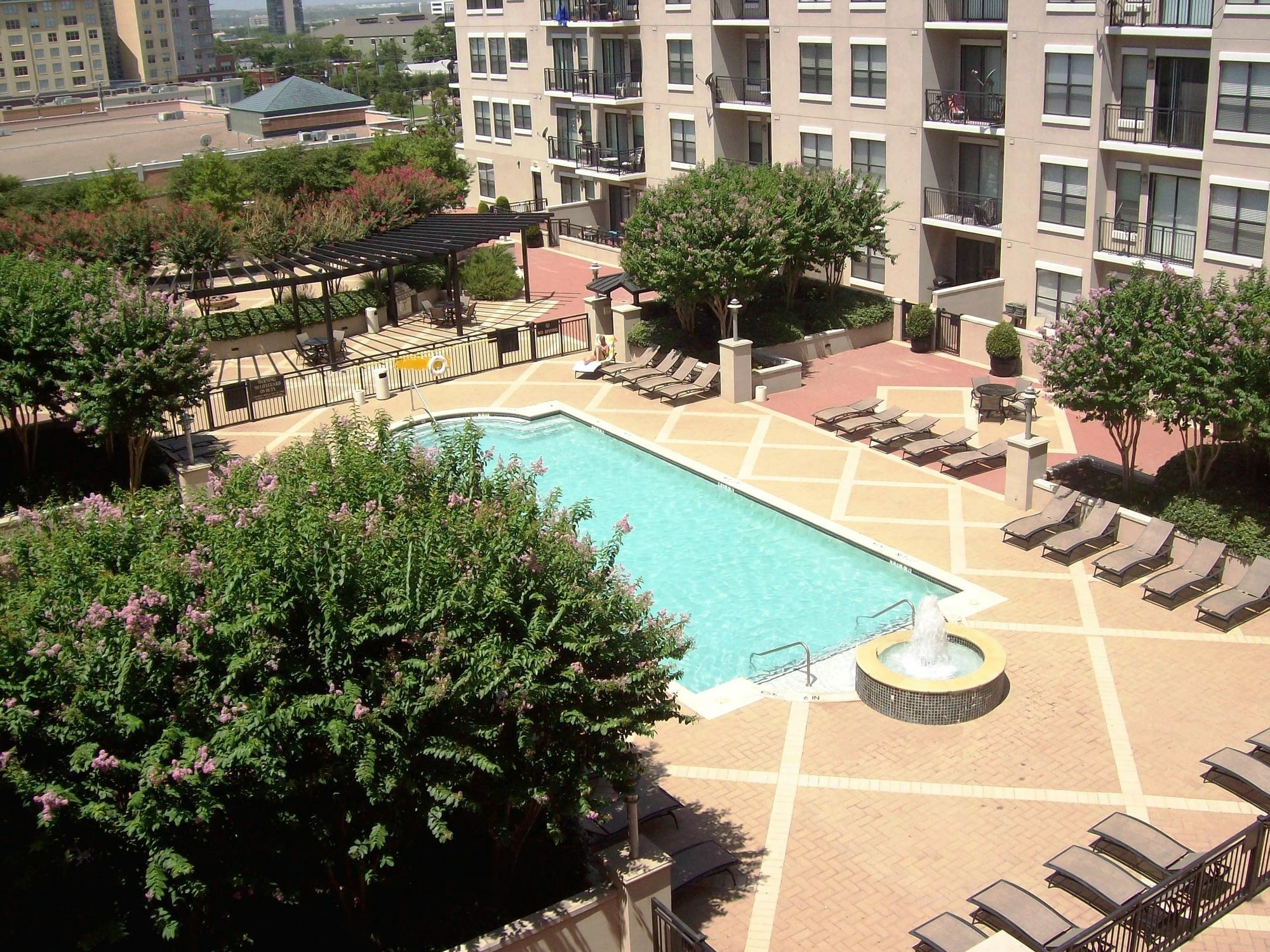 Oakwood Dallas Uptown Bagian luar foto