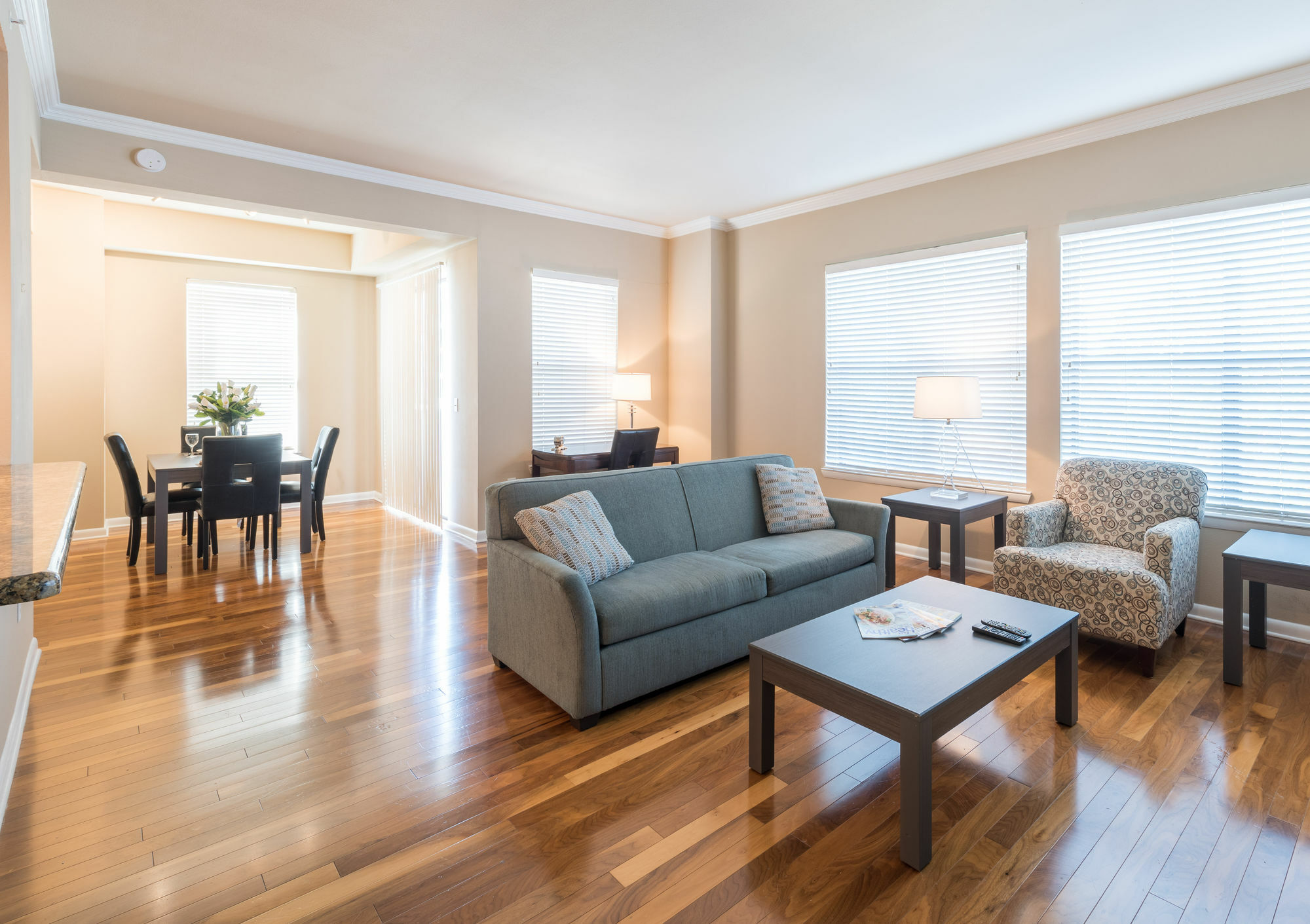 Oakwood Dallas Uptown Bagian luar foto